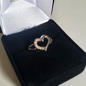 🌟 Silver Heart Diamond Ring 🌟
